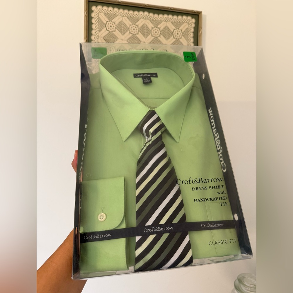 Croft & Barrow Dress Shirt with Handcrafted Tie
